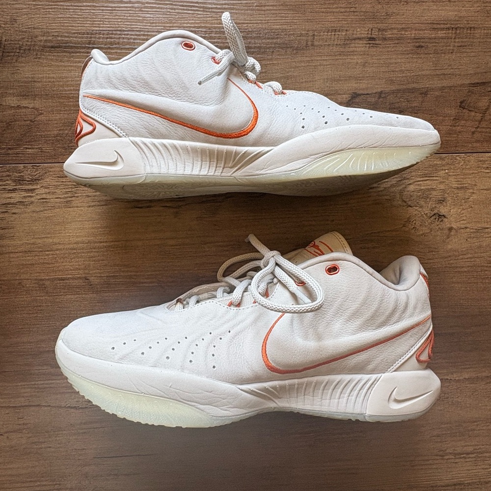 Pre-Owned Nike LeBron 21 "Akoya" Size 12